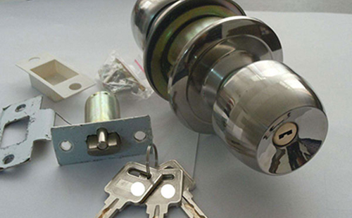 灯塔24小时上门开锁公司